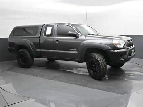 Used 2012 Toyota Tacoma 4x4 Access Cab V6 image 7