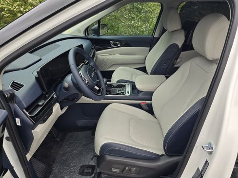 New 2026 Kia Carnival SX Prestige FWD image 5