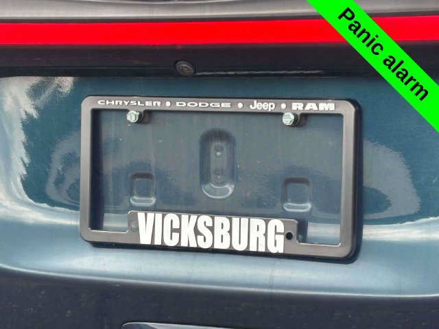 Used 2023 Chrysler Pacifica Touring-L FWD image 37