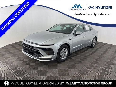 Certified 2025 Hyundai Sonata SE image 1