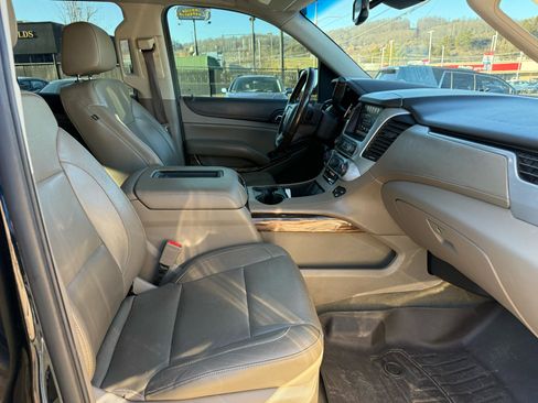 Used 2018 GMC Yukon SLT w/ Open Road Package image 31