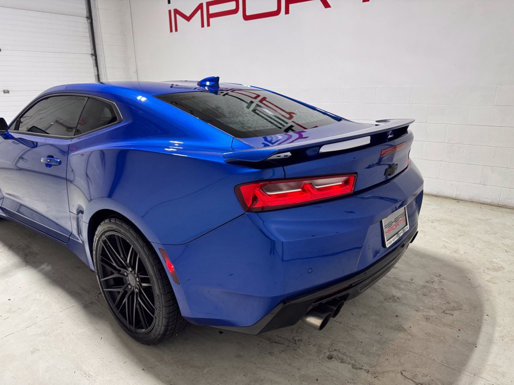 Used 2017 Chevrolet Camaro SS RWD image 5