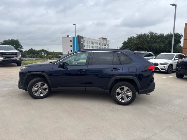 Used 2023 Toyota RAV4 XLE AWD/4WD image 6
