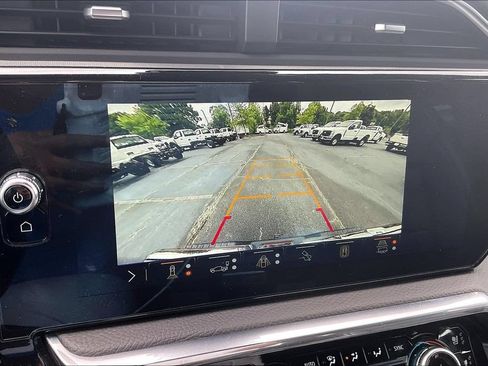 Used 2024 GMC Sierra 1500 Denali w/ Denali Reserve Package AWD/4WD image 17