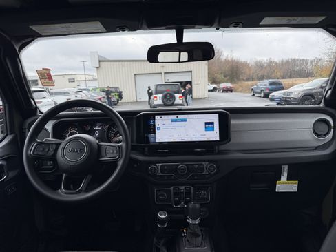 New 2026 Jeep Gladiator Sport AWD/4WD image 16