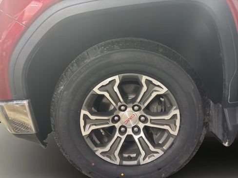Used 2019 GMC Sierra 1500 SLE w/ Driver Alert Package I AWD/4WD image 13