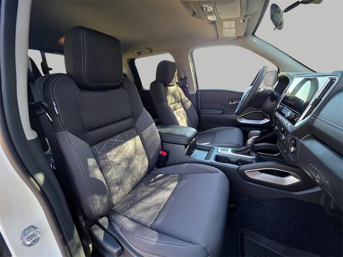 New 2026 Nissan Frontier SV w/ SV Convenience Package image 11