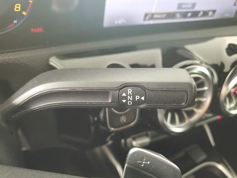 Used 2022 Mercedes-Benz CLA 35 AMG 4MATIC image 18