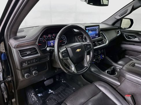 Used 2021 Chevrolet Suburban LT RWD image 10