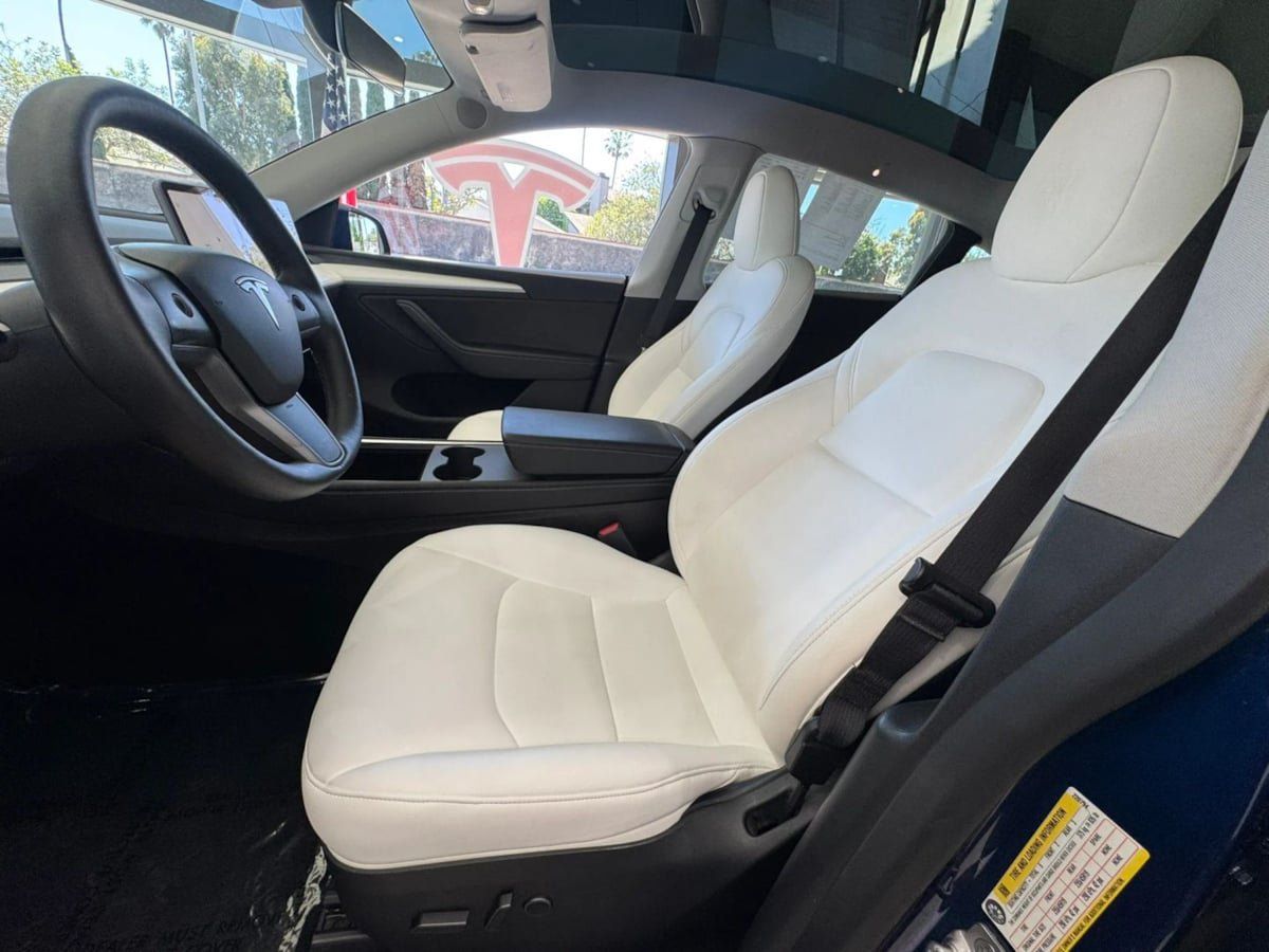 Used 2023 Tesla Model Y Long Range AWD/4WD image 10