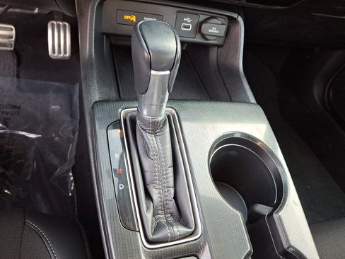 Used 2023 Honda Civic Sport image 22