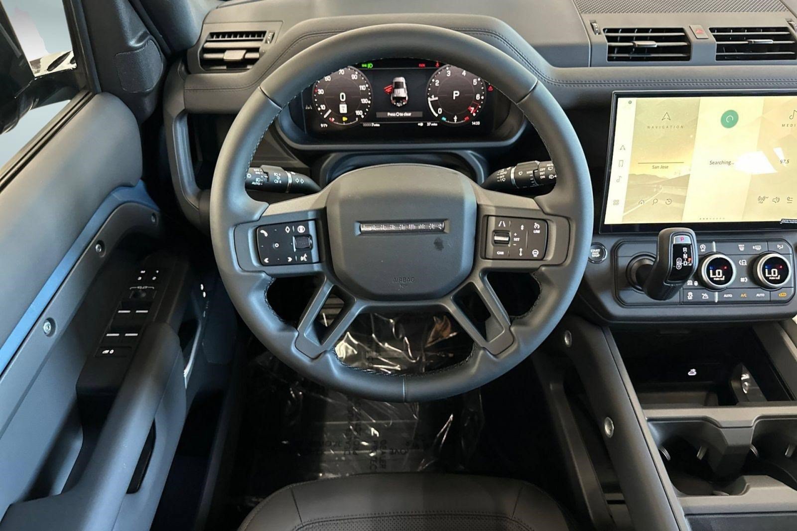 New 2026 Land Rover Defender 110 X-Dynamic SE AWD/4WD image 15