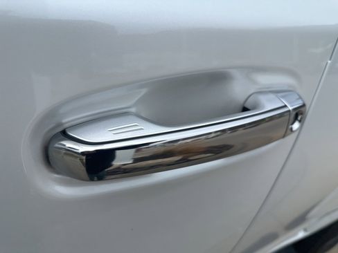 Used 2024 Toyota 4Runner Limited image 12