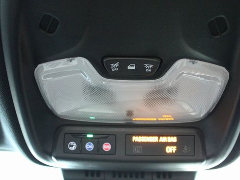 Used 2023 Chevrolet Colorado Trail Boss w/ LPO, Skid Plate Package image 35