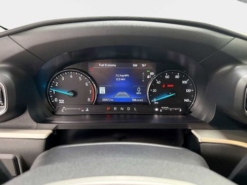Used 2022 Ford Explorer XLT w/ Equipment Group 202A AWD/4WD image 10