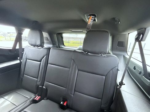 Certified 2025 Chevrolet Suburban Z71 image 22