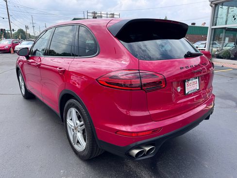 Used 2015 Porsche Cayenne S AWD/4WD image 8