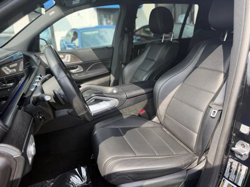 Used 2022 Mercedes-Benz GLS 450 4MATIC image 11