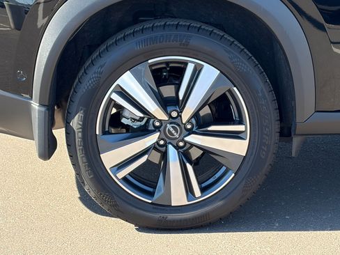 Used 2023 Nissan Rogue SL w/ SL Premium Package FWD image 10
