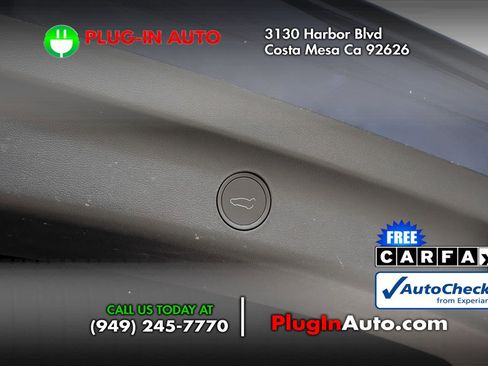 Used 2023 Tesla Model Y Performance image 13