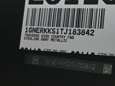 New 2026 Chevrolet Traverse High Country w/ LPO, Floor Liner Package FWD image 24