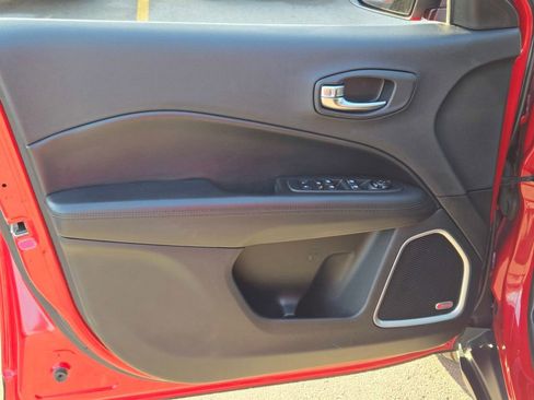 Used 2019 Jeep Compass Altitude image 31