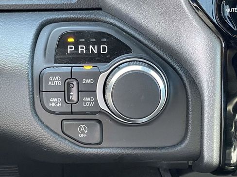 Certified 2025 RAM 1500 Big Horn AWD/4WD image 34