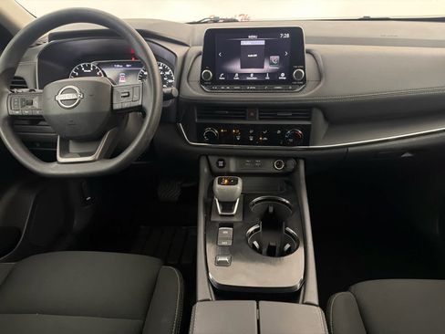 Certified 2025 Nissan Rogue S FWD image 19