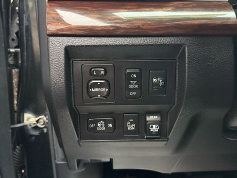 Used 2017 Toyota Tundra Limited image 8
