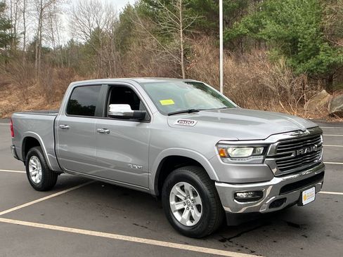 Used 2022 RAM 1500 Laramie AWD/4WD image 7