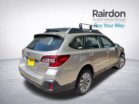 Used 2019 Subaru Outback 2.5i AWD/4WD image 7
