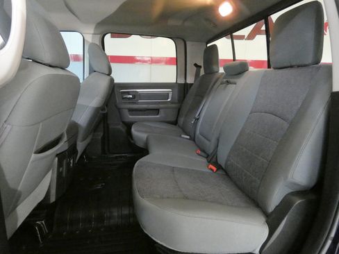 Used 2016 RAM 1500 Big Horn AWD/4WD image 25