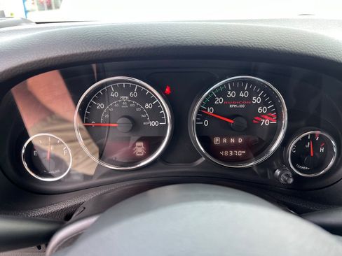 Used 2015 Jeep Wrangler Unlimited Rubicon AWD/4WD image 19