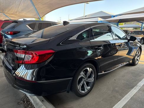 Used 2018 Honda Accord EX image 6