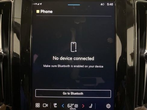 Used 2025 Volvo XC60 B5 Core image 47