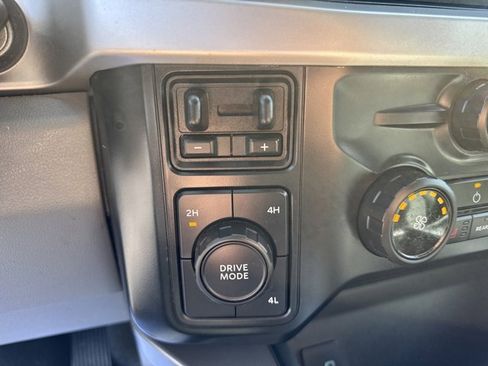 Used 2024 Ford F350 XLT w/ XLT Value Package image 27