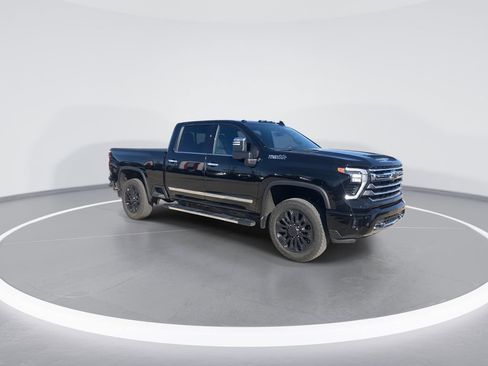 Used 2025 Chevrolet Silverado 2500 High Country w/ High Country Premium Package image 2