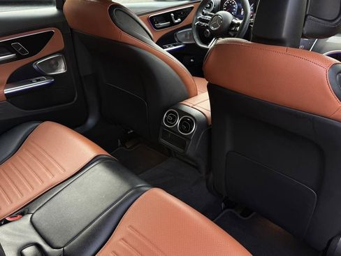 Used 2023 Mercedes-Benz C 300 4MATIC Sedan image 37