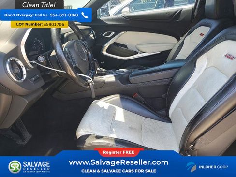 Used 2020 Chevrolet Camaro SS RWD image 9