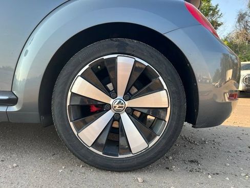 Used 2014 Volkswagen Beetle R-Line FWD image 14