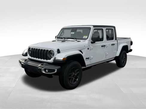 New 2026 Jeep Gladiator Sport AWD/4WD image 3
