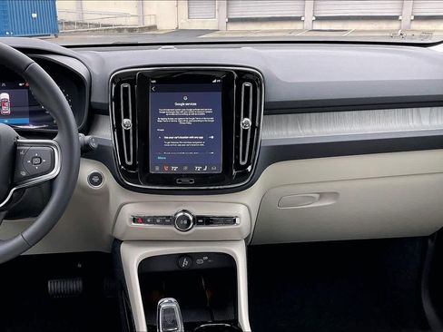 New 2026 Volvo XC40 B5 Plus w/ Protection Package Premier image 9