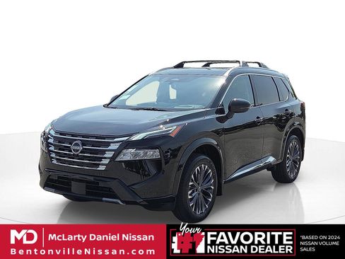 New 2026 Nissan Rogue Platinum w/ Platinum Premium Package AWD/4WD image 2