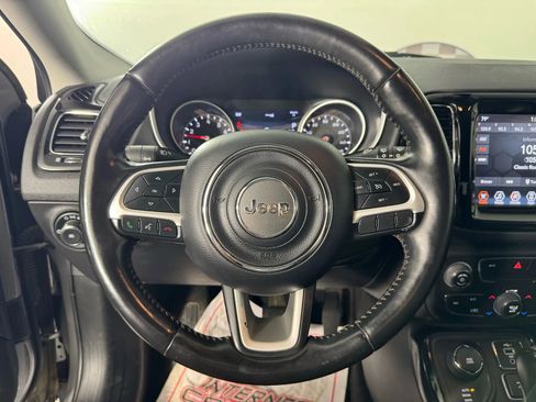 Used 2019 Jeep Compass Limited image 13