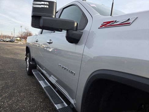 Used 2022 Chevrolet Silverado 2500 LTZ image 41