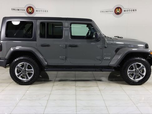 Used 2019 Jeep Wrangler Unlimited Sahara w/ Safety Group AWD/4WD image 2
