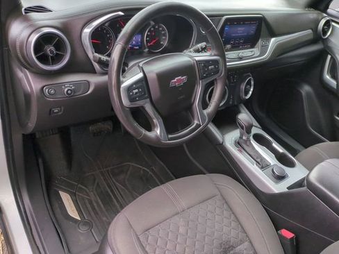 Used 2019 Chevrolet Blazer LT FWD image 11