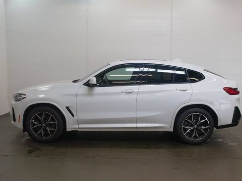 Used 2023 BMW X4 xDrive30i w/ M Sport Package AWD/4WD image 7