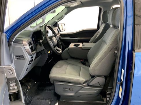 Used 2025 Ford F150 XLT w/ Equipment Group 301A Standard AWD/4WD image 18