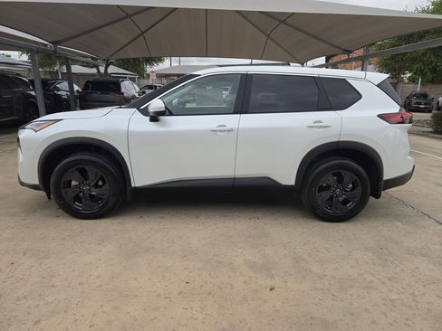 New 2026 Nissan Rogue SV FWD image 6